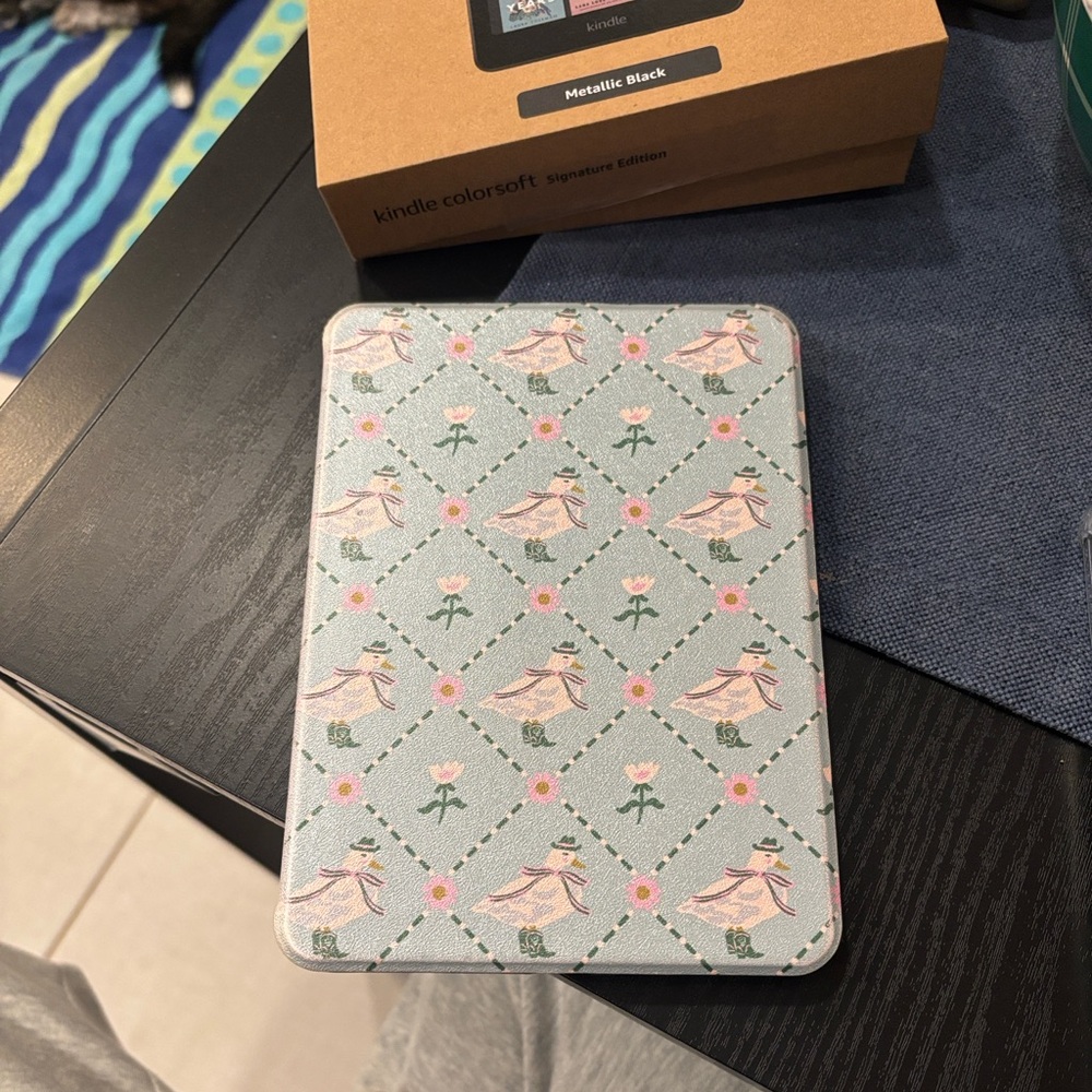 Page the shop kindle case